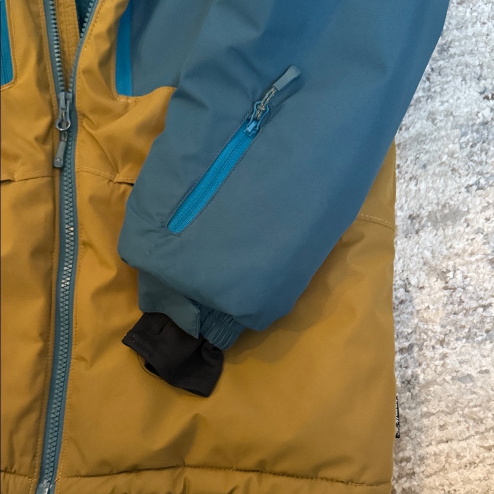 Kamik Olive and Teal Hooded Ski Jacket - Picture 7 of 12